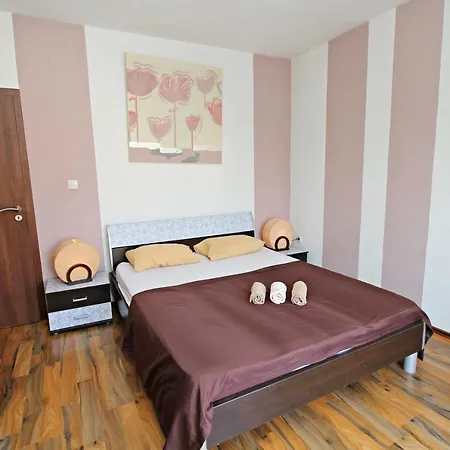 Suburb Guest house 3*