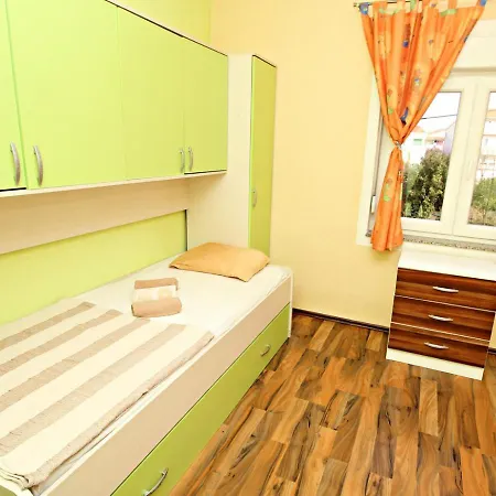 Suburb Affittacamere 3*